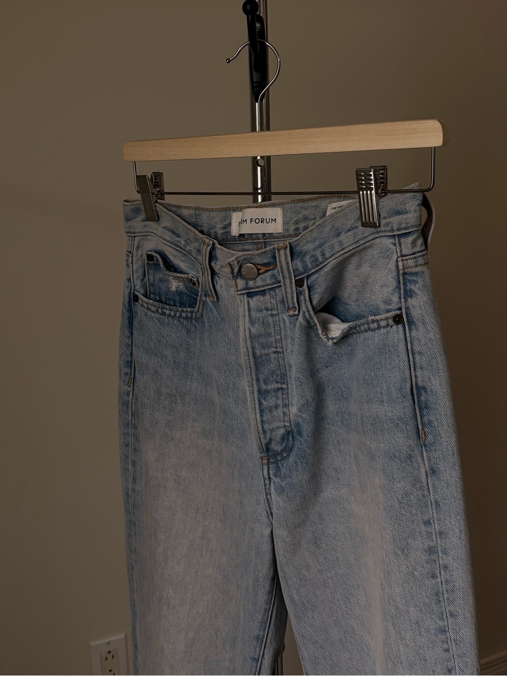 Denim Forum Farrah High-Rise Jean